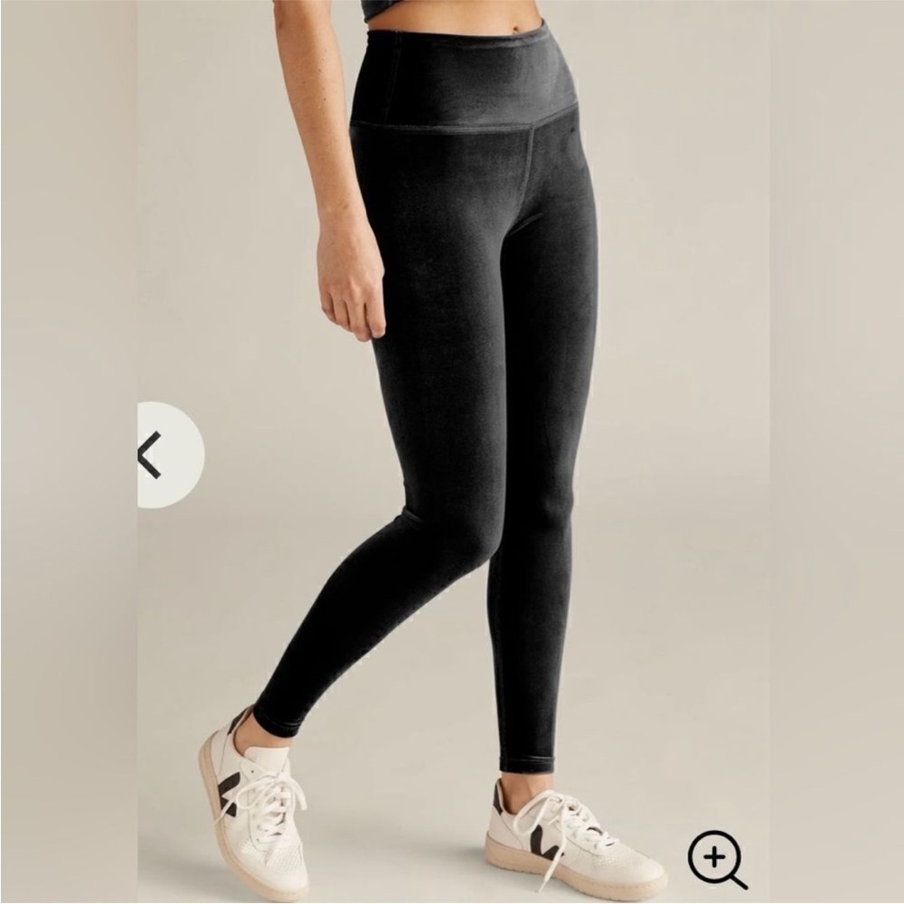 Beyond Yoga High Waisted Full Length Black Velvet Leggings